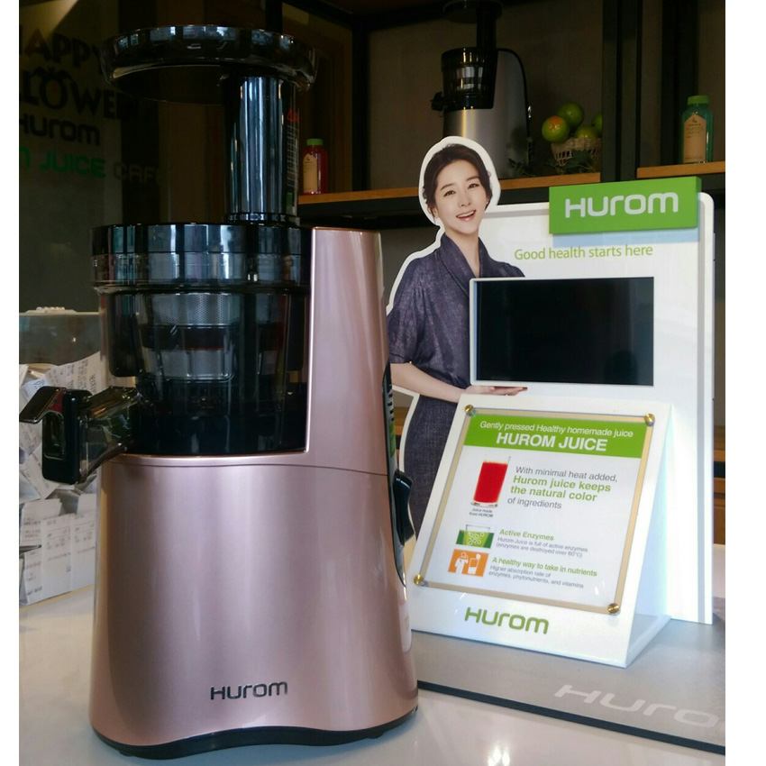 Máy ép trái cây tốc độ chậm Hurom HAA-LBE17 - Hình thực tế