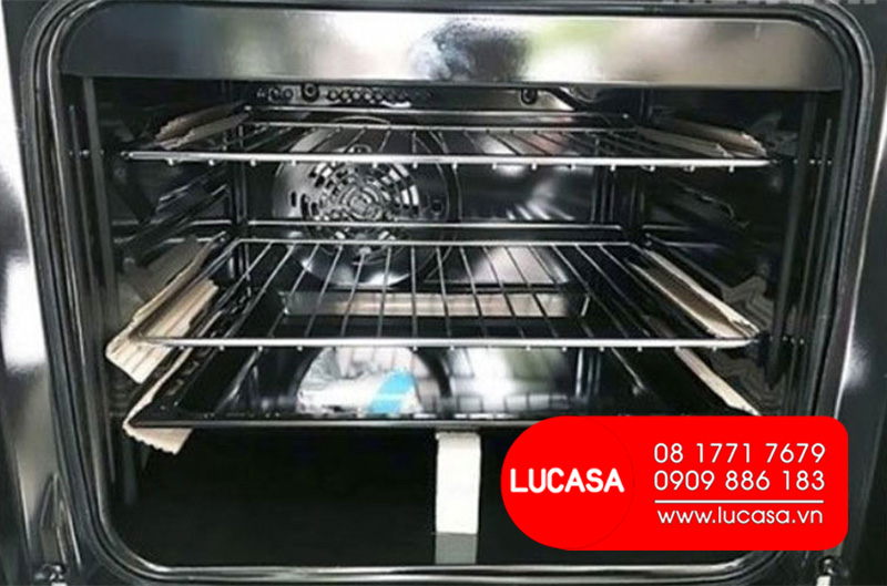 Hình ảnh Bếp Điện Từ Thùng Electrolux EKI64500OX tiện dụng