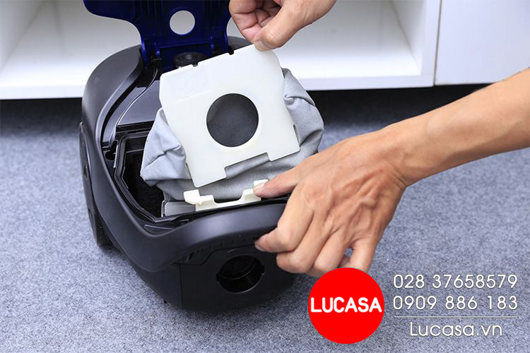 Máy hút bụi Panasonic PAHB-MC-CG371AN46